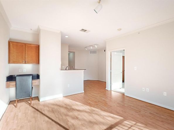 330  Las Colinas Boulevard E 246, Irving Texas 75039