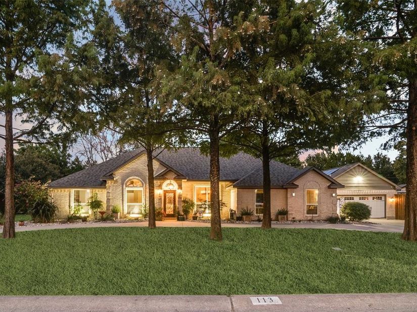 113  Candlelite Trail , Heath Texas 75032