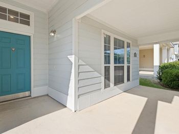 1504  Oakcrest Drive 