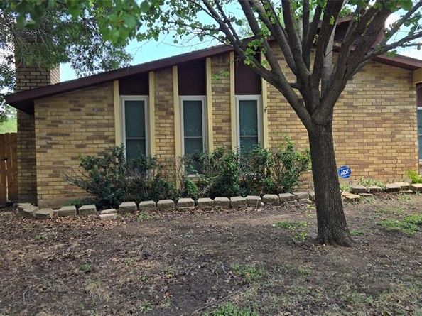 7322  Long Canyon Trail , Dallas Texas 75249
