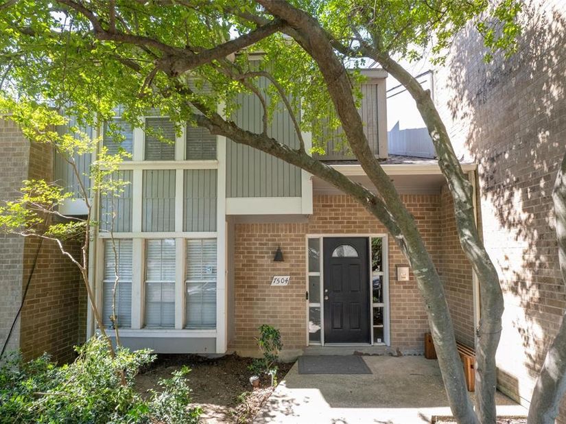7504  Riverbrook Drive , Dallas Texas 75230