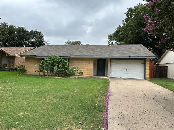 617  Dewberry Drive , Lewisville Texas 75067