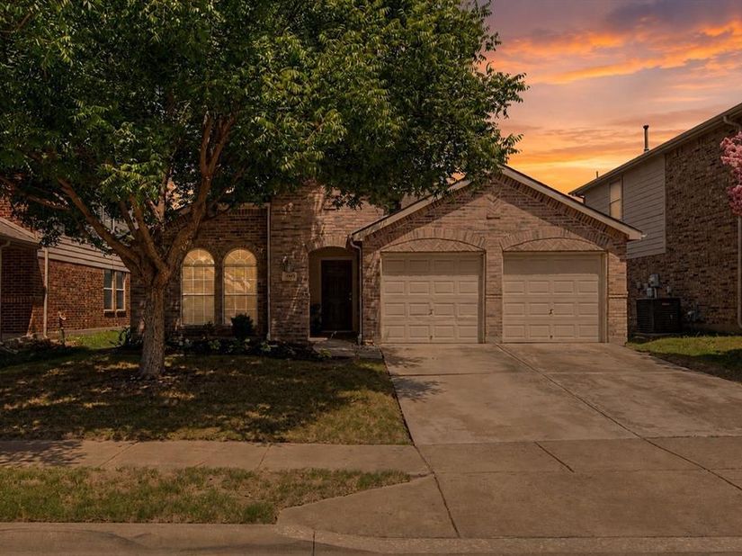 9225  Comanche Ridge Drive , Fort Worth Texas 76131