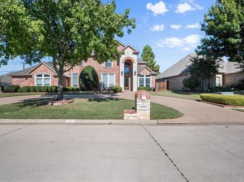 3311  Vista Lake Circle 