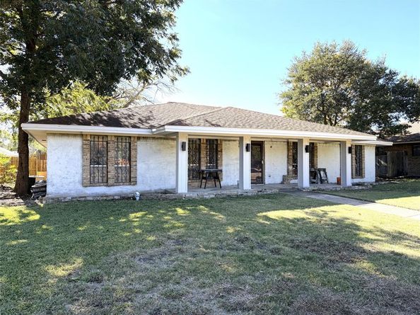 2512  Bluffton Drive , Plano Texas 75075