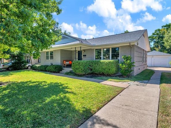 11729  Neering Drive , Dallas Texas 75218