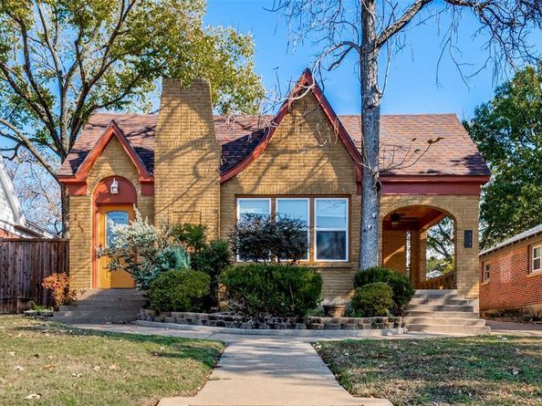 214 S Briscoe Boulevard , Dallas Texas 75211