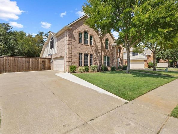 3905  Park Wood Drive , Corinth Texas 76208