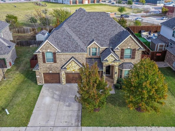 604  Cody Lane , Mansfield Texas 76063