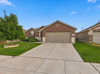 453  Pollyann Trail 