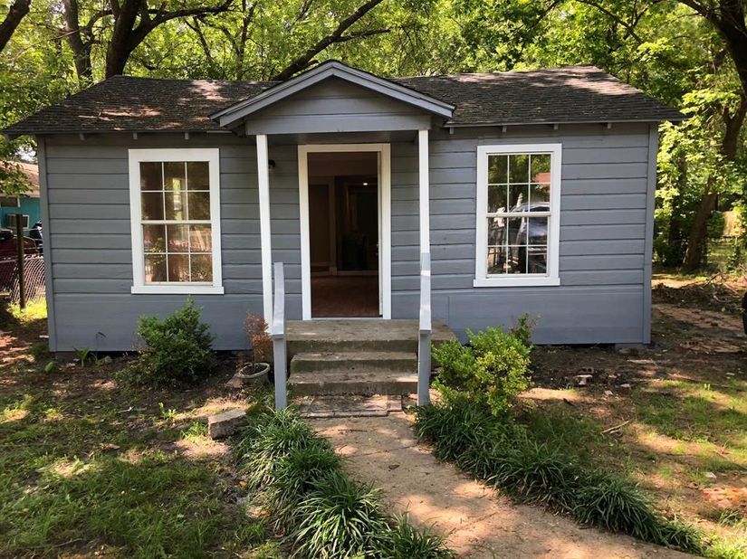 8718  Dunlap Street , Dallas Texas 75217
