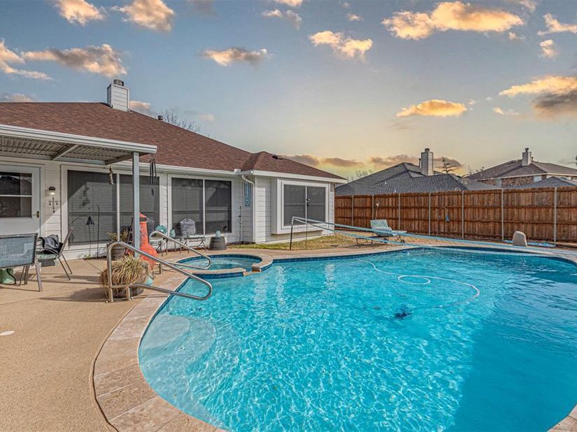 2812  Preston Creek , Mesquite Texas 75181
