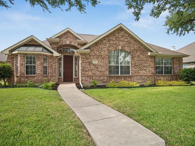 1537  Bosque Drive , Carrollton Texas 75010