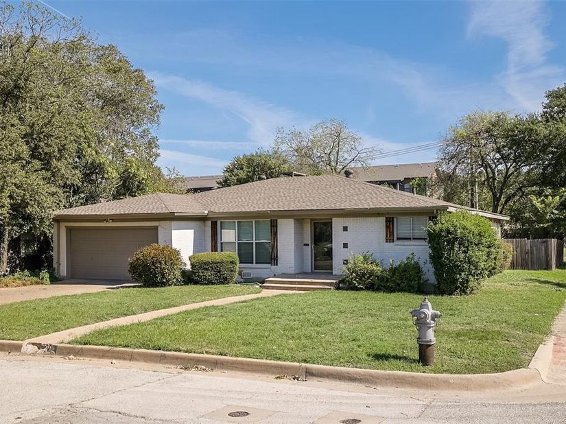 3613  Jeanette Drive , Fort Worth Texas 76109