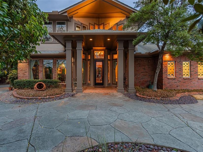 800  Oakwood Court , Highland Village Texas 75077