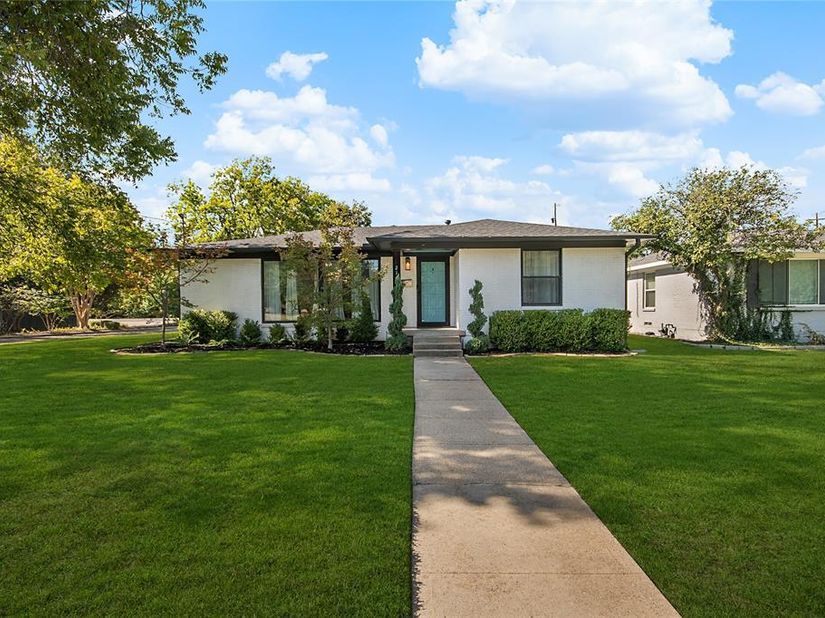 2144  Springhill Drive , Dallas Texas 75228