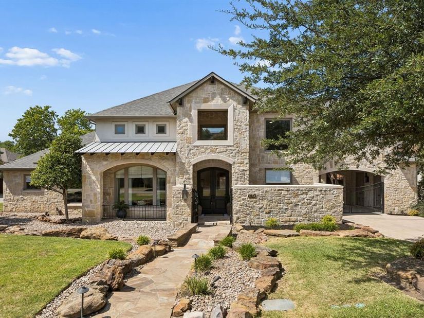 6823  Lakehurst Avenue , Dallas Texas 75230