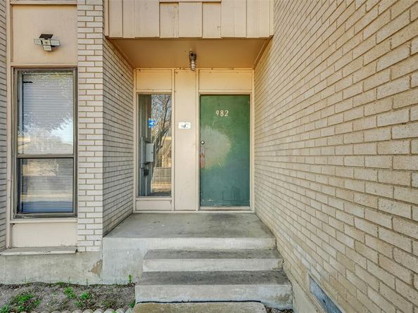 982 S Weatherred Drive  C, Richardson Texas 75080