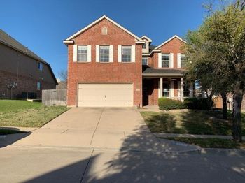 1020  Long Pointe Avenue 