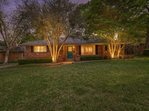 2816  Bonnywood Lane , Dallas Texas 75233
