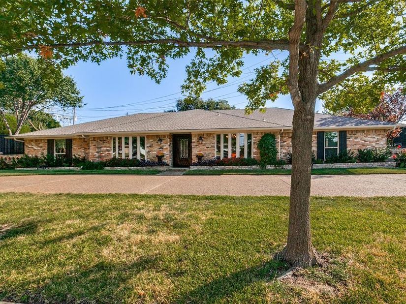 3708  Jubilee Trail , Dallas Texas 75229