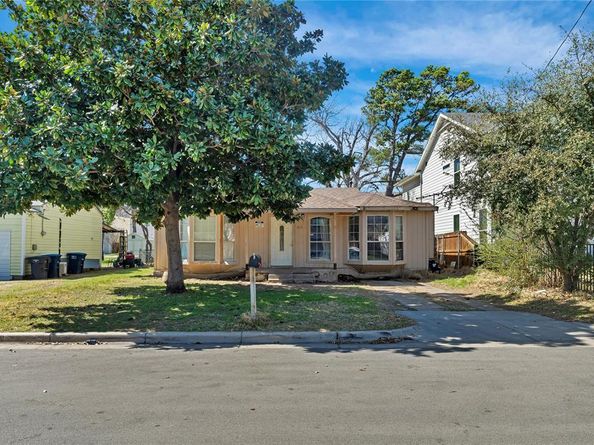 204  Sunset Lane , Fort Worth Texas 76114