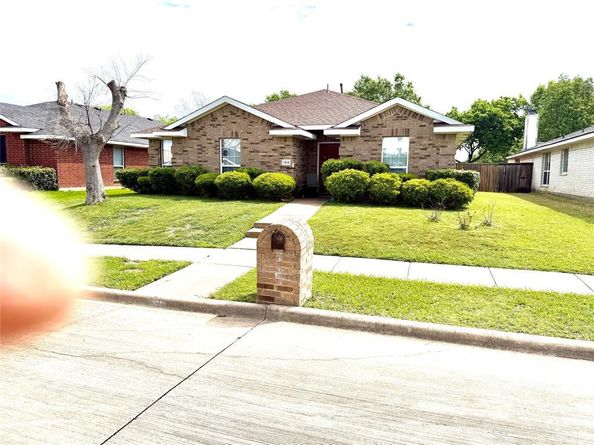 1312  Sunshine Court , Lancaster Texas 75134