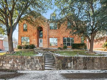 1930  Wind Lake Circle 