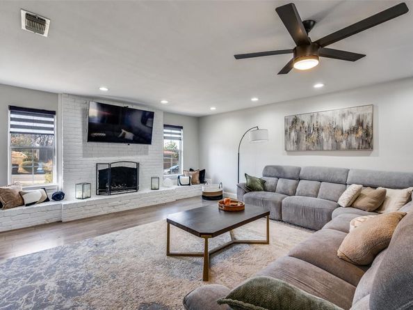 348  Thompson Street , Fort Worth Texas 76134