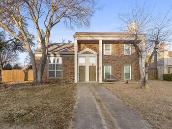 2416  Country Hollow Lane 