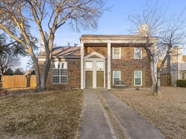 2416  Country Hollow Lane , Garland Texas 75040