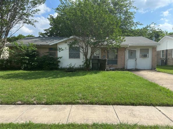 2812 E 15th Street , Plano Texas 75074
