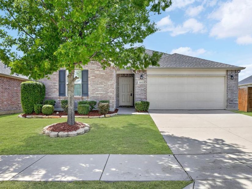 1800  Christopher Creek Drive , Little Elm Texas 75068