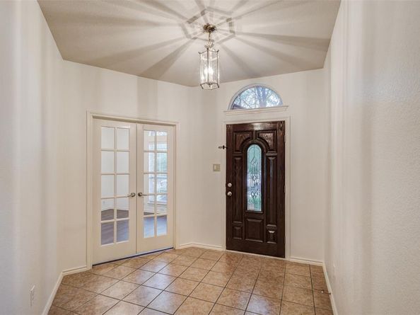 7048  Summit Parc Drive , Dallas Texas 75249