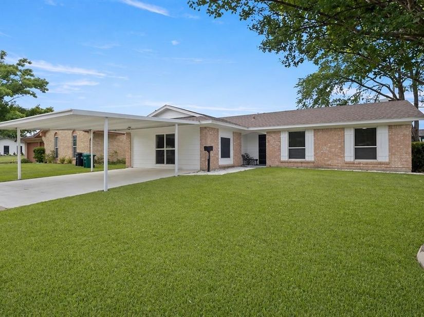 4019  Topaz Drive , Mesquite Texas 75150