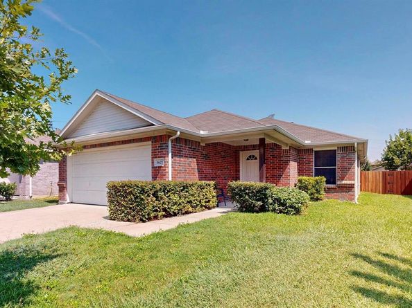 8627  Cedar Post Court , Dallas Texas 75227