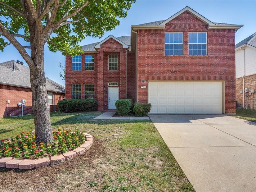 9732  Indian Canyon Drive , Plano Texas 75025