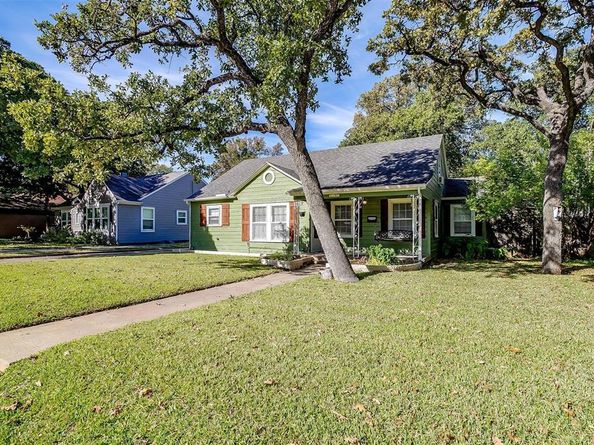 2309  Honeysuckle Avenue , Fort Worth Texas 76111