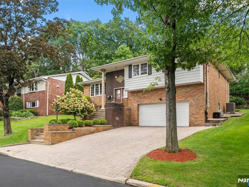 55 Birch Street, Englewood Cliffs NJ 07632