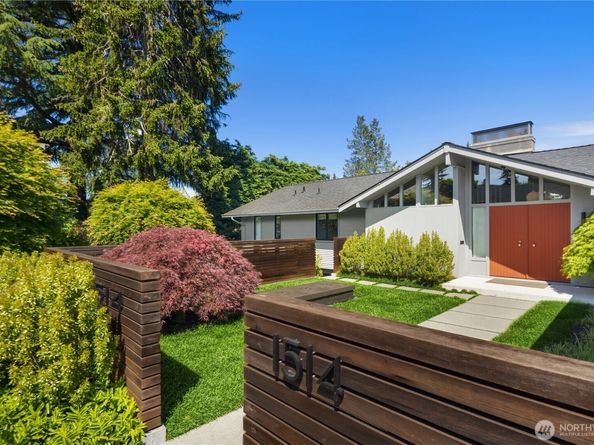 1514 Shenandoah Drive E, Seattle WA 98112