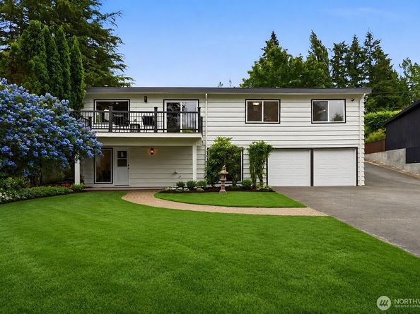 325 105th Ave SE, Bellevue WA 98004