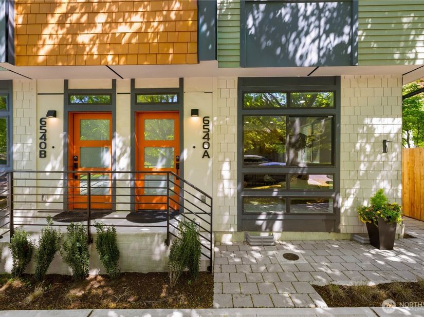 6540 B Latona Avenue NE, Seattle WA 98115