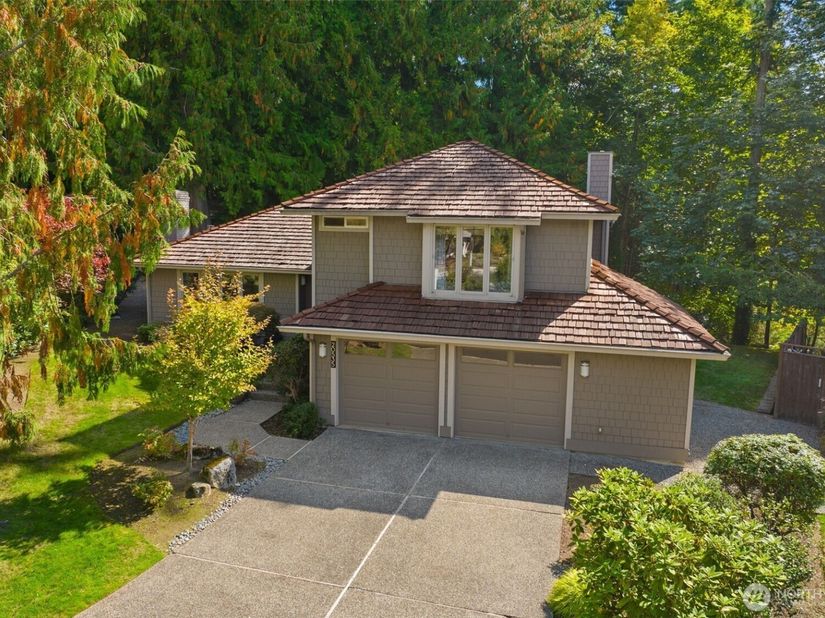 20535 NE 37th Way, Sammamish WA 98074