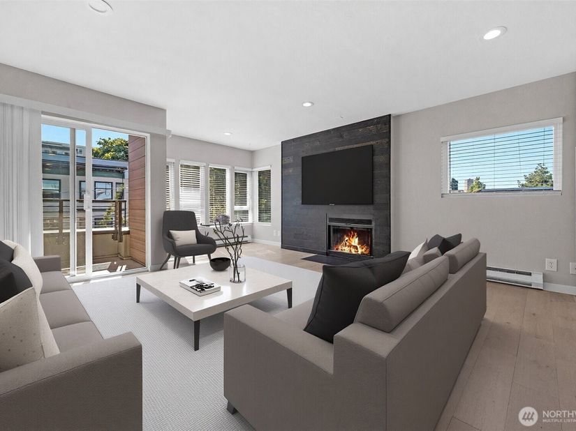435 Summit Avenue E 402, Seattle WA 98102