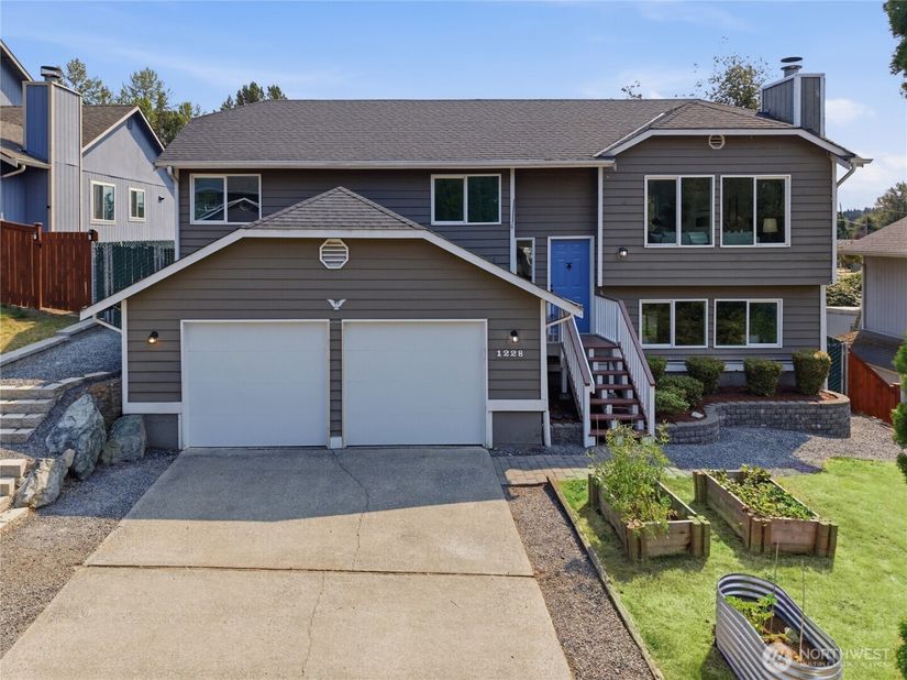 1228 223rd Street SW, Bothell WA 98021