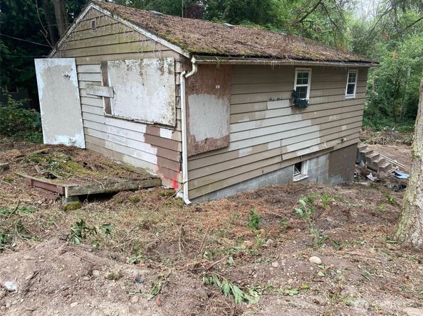 28422 Military Road S, Federal Way WA 98003