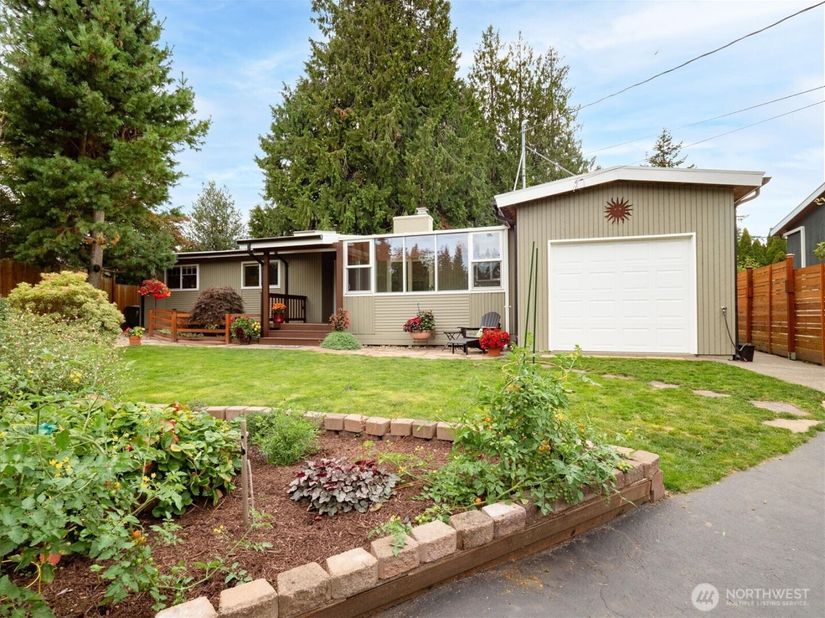 9626 Laurel Lane, Edmonds WA 98020