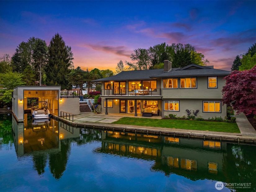 61 Cascade Key, Bellevue WA 98006
