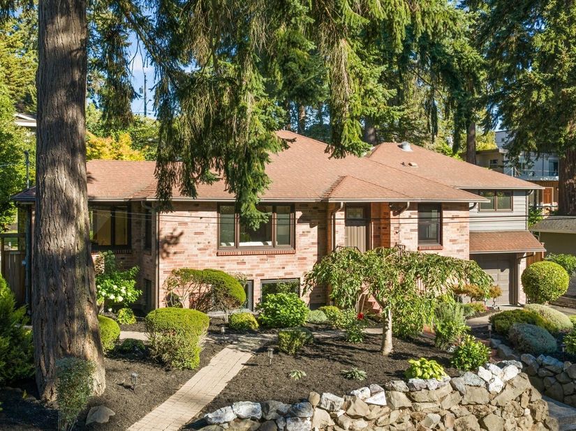 15108 24th Avenue SW, Burien WA 98166
