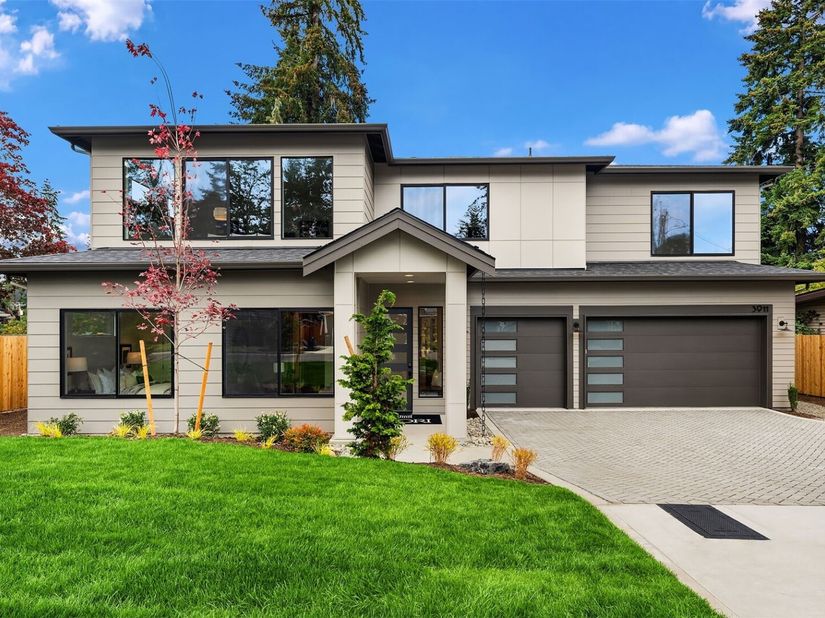 3911 147th Avenue SE, Bellevue WA 98006